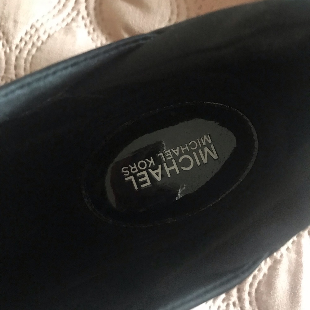 Micheal Kors Jeweled shoes size 8 - Picture 2 of 5